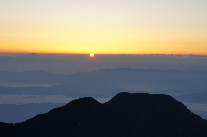 燕岳