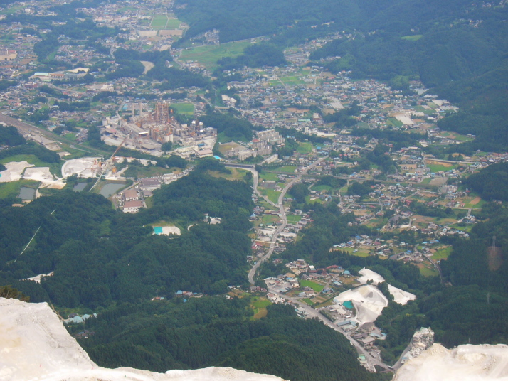 武甲山