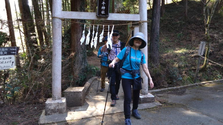 日の出山