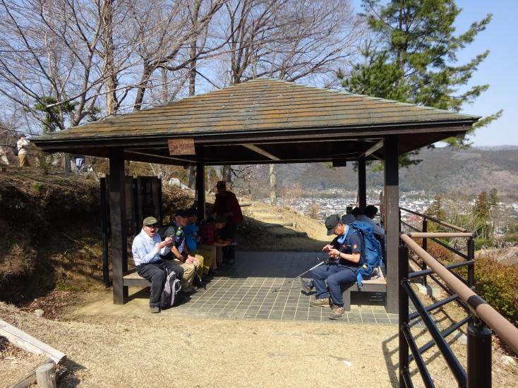 日の出山