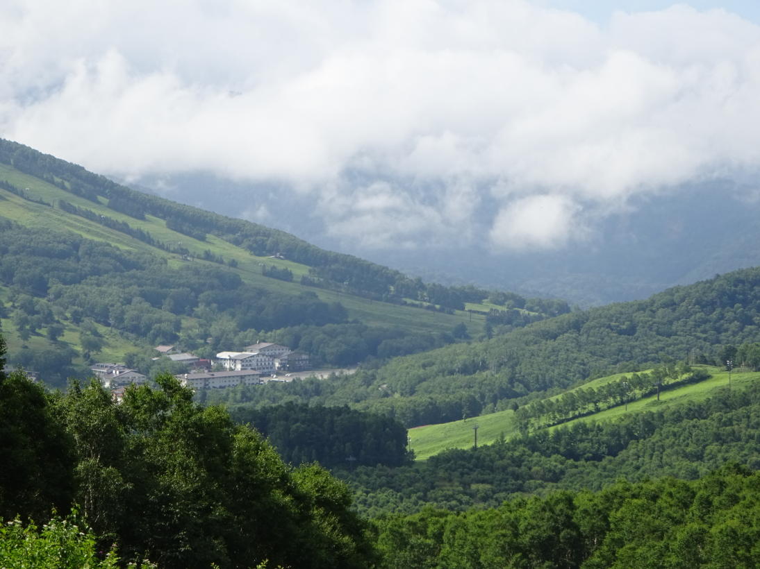 焼額山
