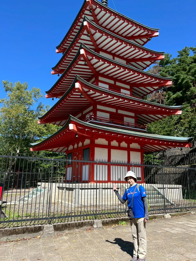新倉山