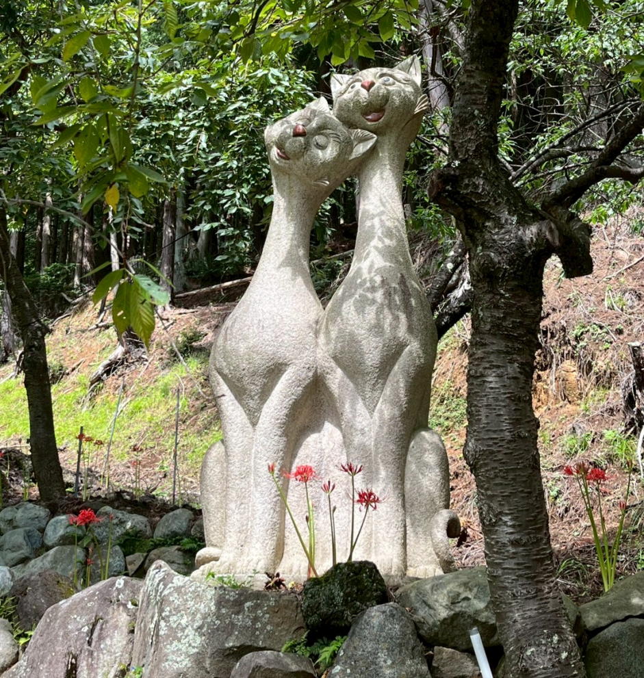 新倉山