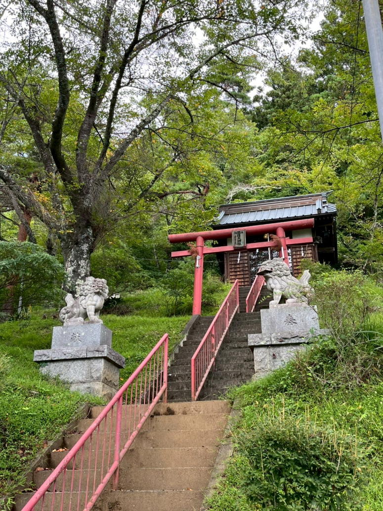 新倉山