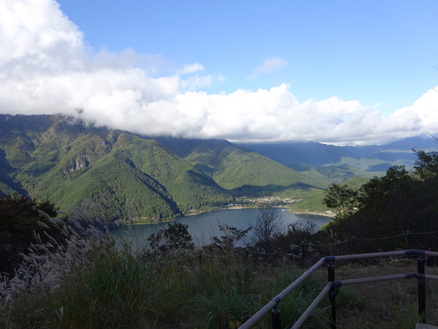 足和田山