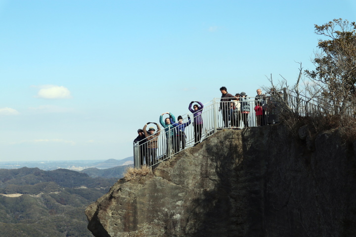 鋸山