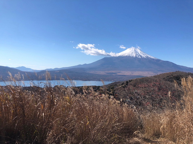 石割山