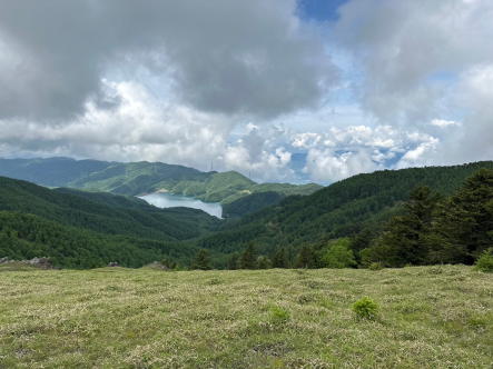 牛奥ノ雁ケ腹摺山