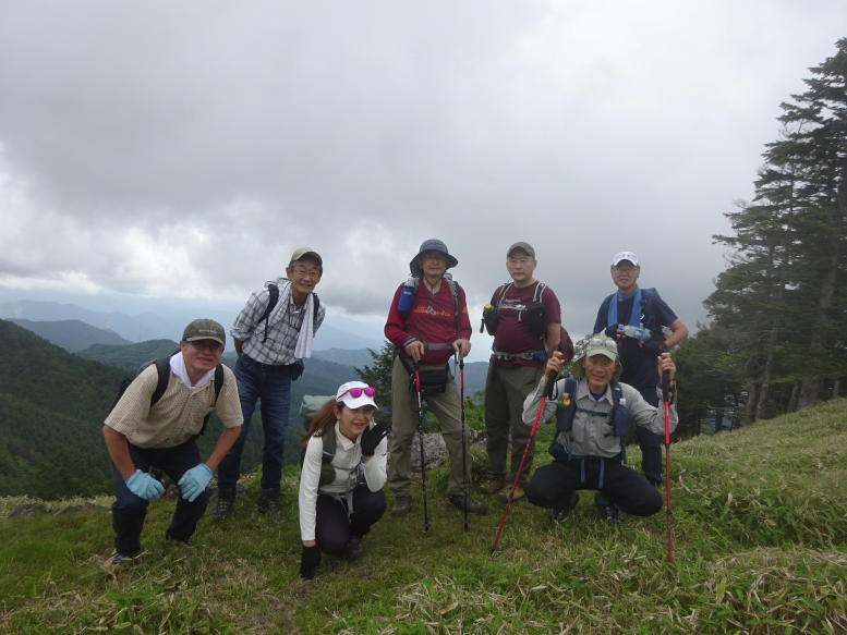 牛奥ノ雁ケ腹摺山