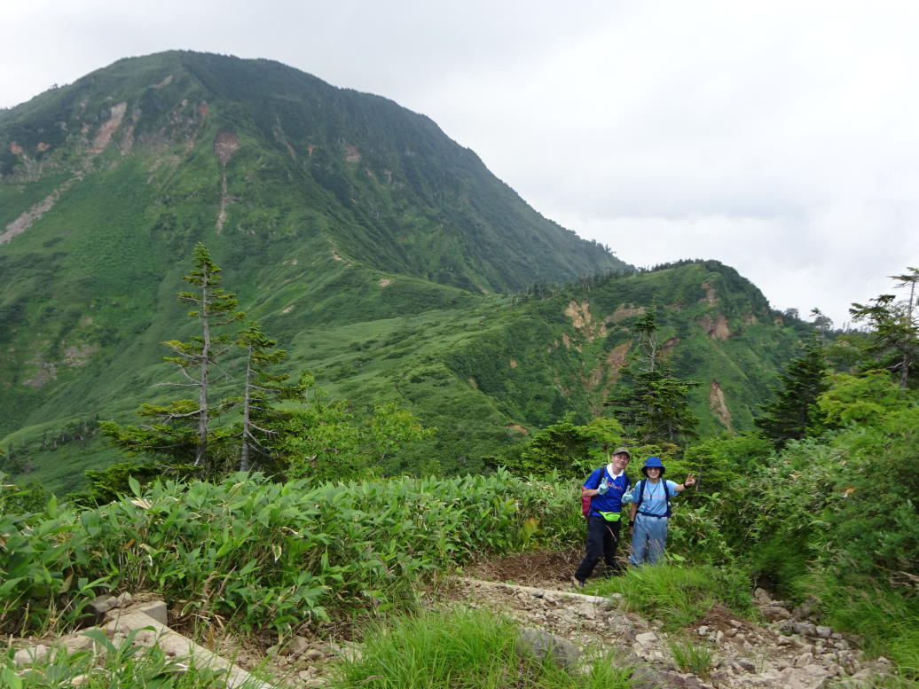 苗場山