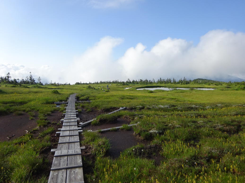 苗場山