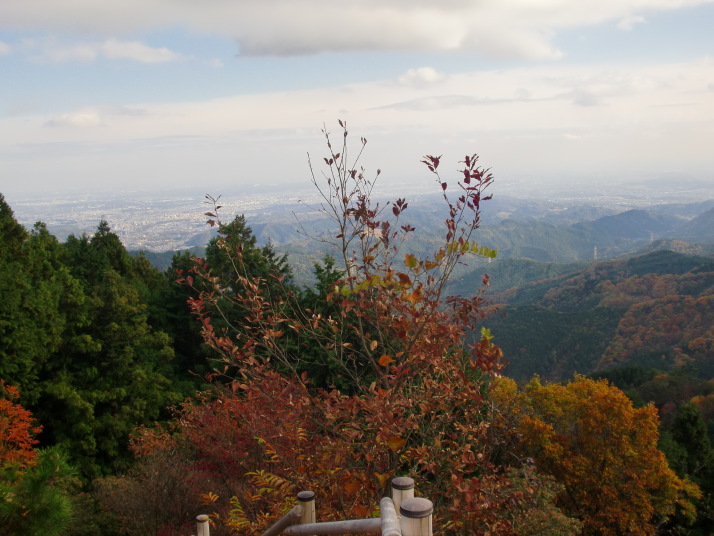 日の出山