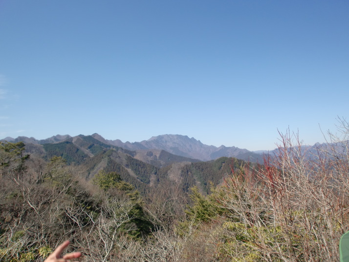 四阿山