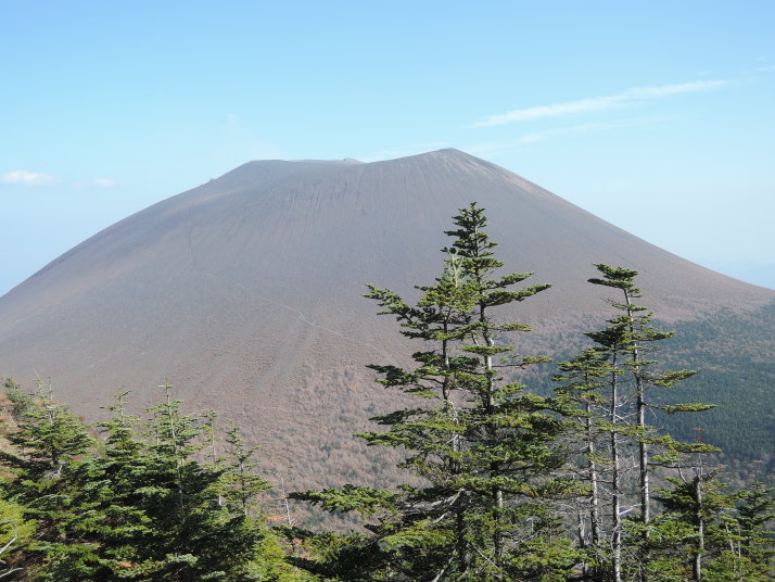 黒斑山