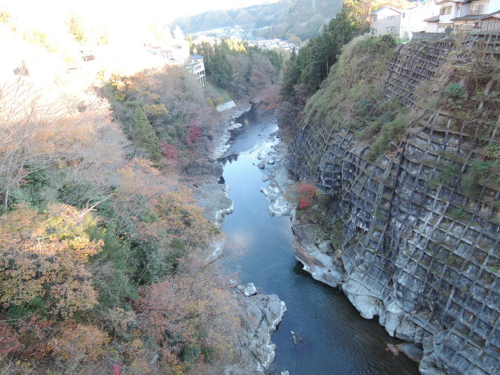 岩殿山