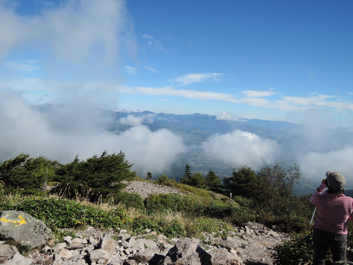 篭の塔山