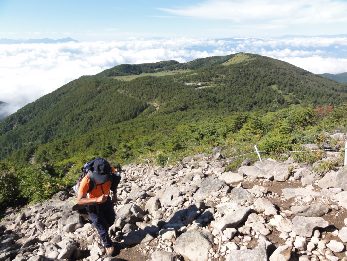 篭の塔山