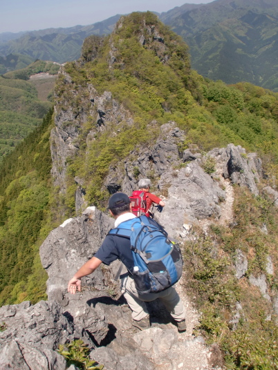 二子山