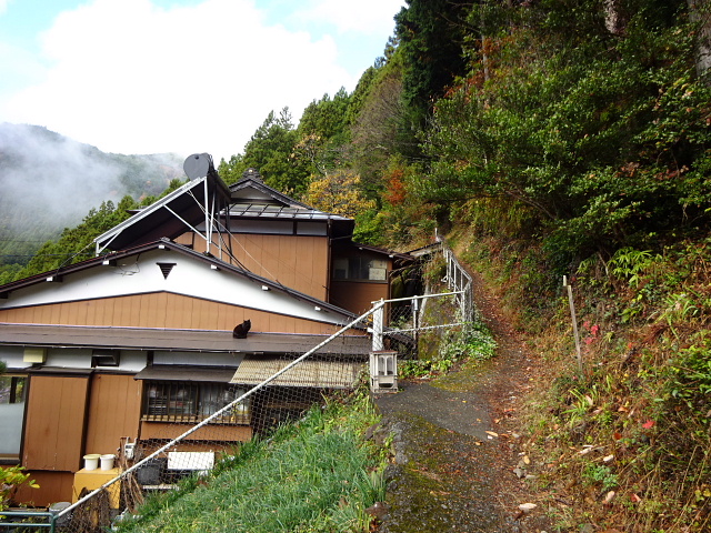 本仁田山